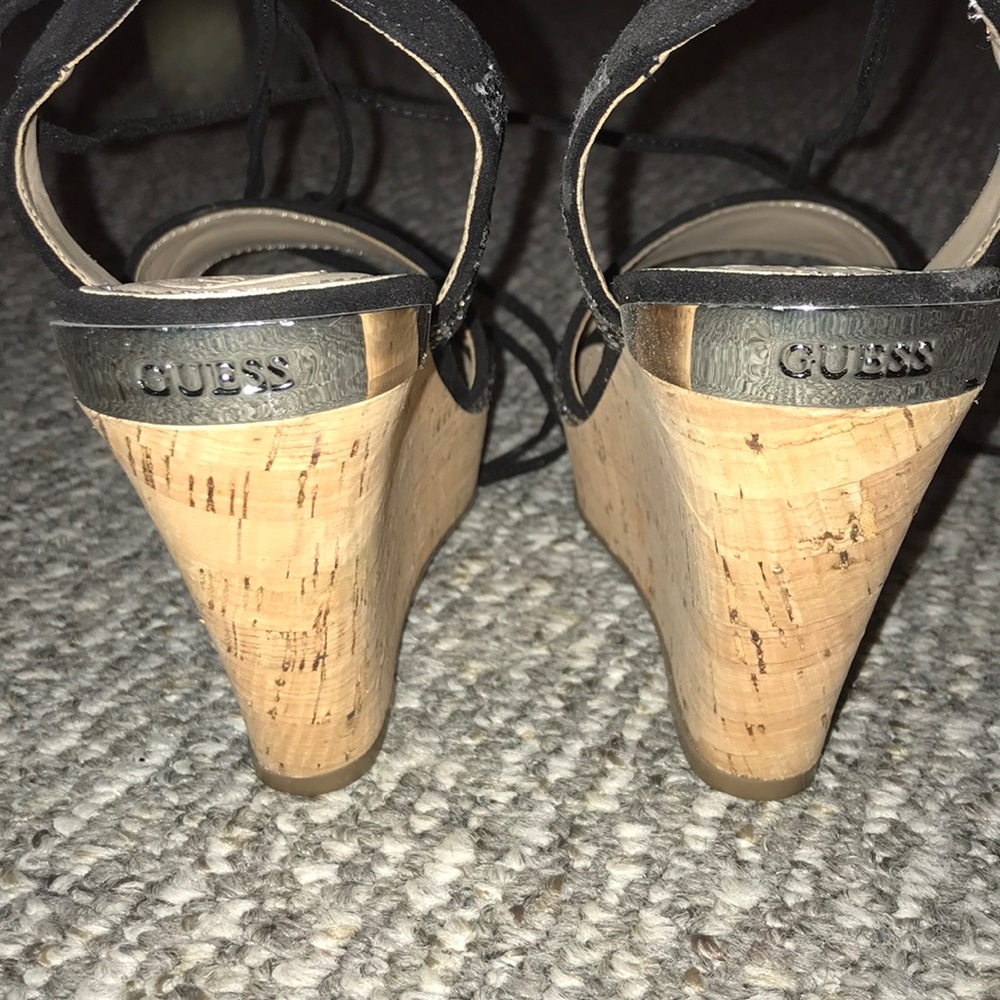 Guess wedges